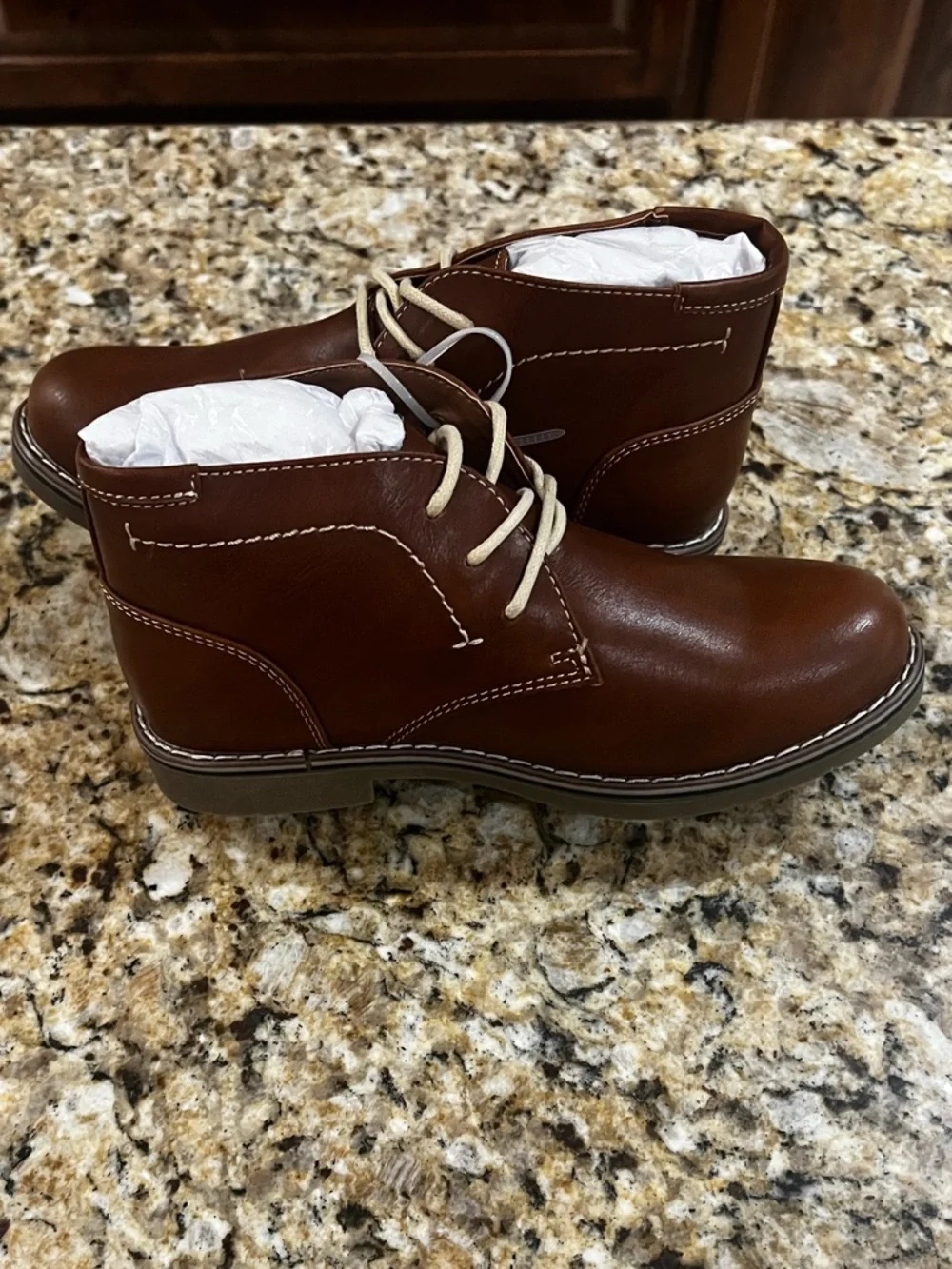 New - Steve Madden Kids Brown Lace-Up Chukka Boots with Cream Laces